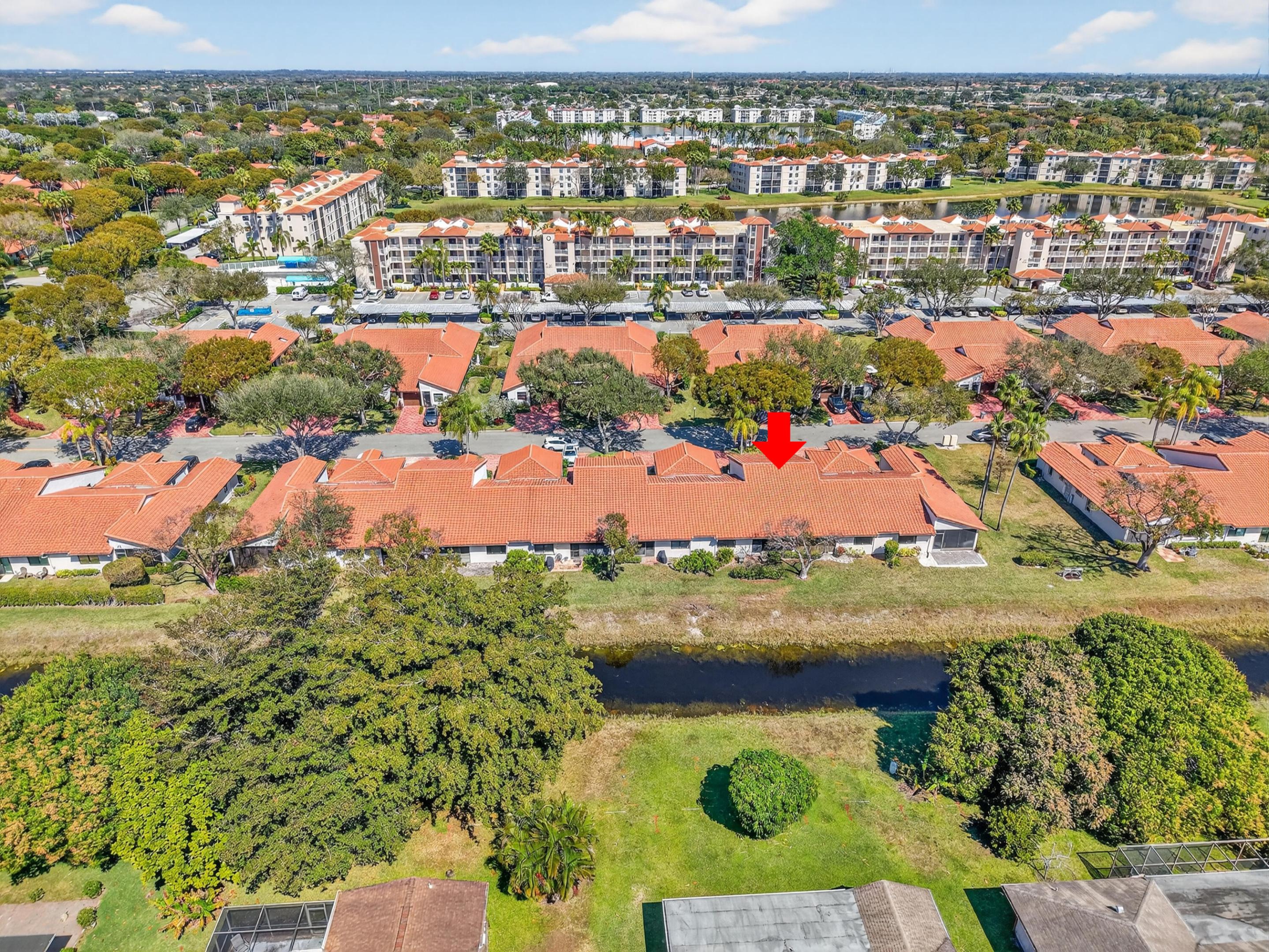 HUNTINGTON POINTE - Residential