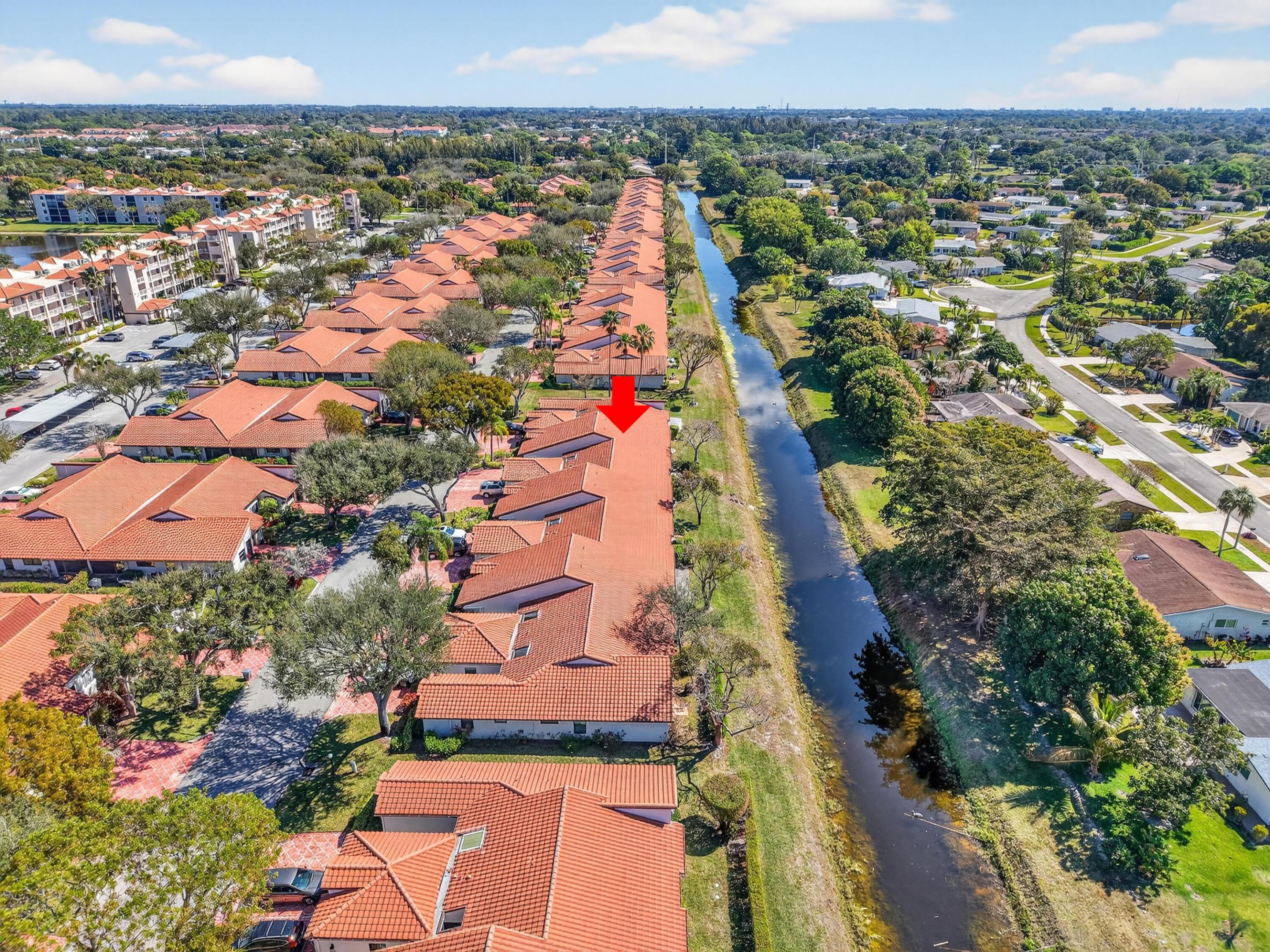 HUNTINGTON POINTE - Residential