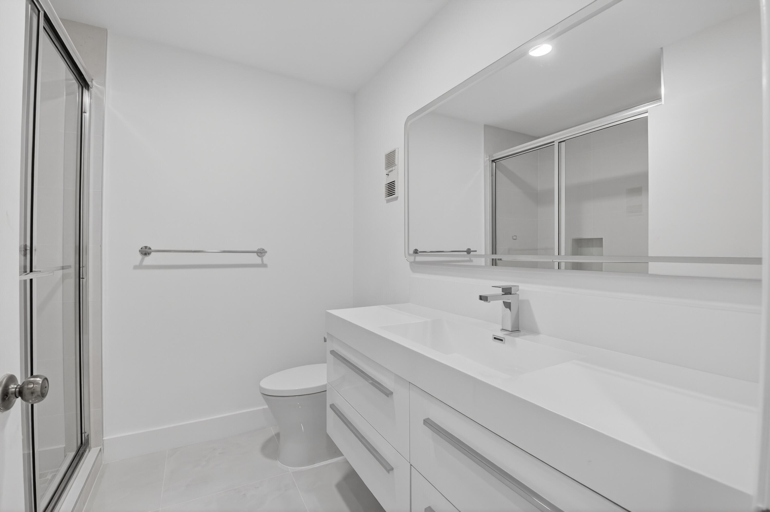 HUNTINGTON POINTE - Residential