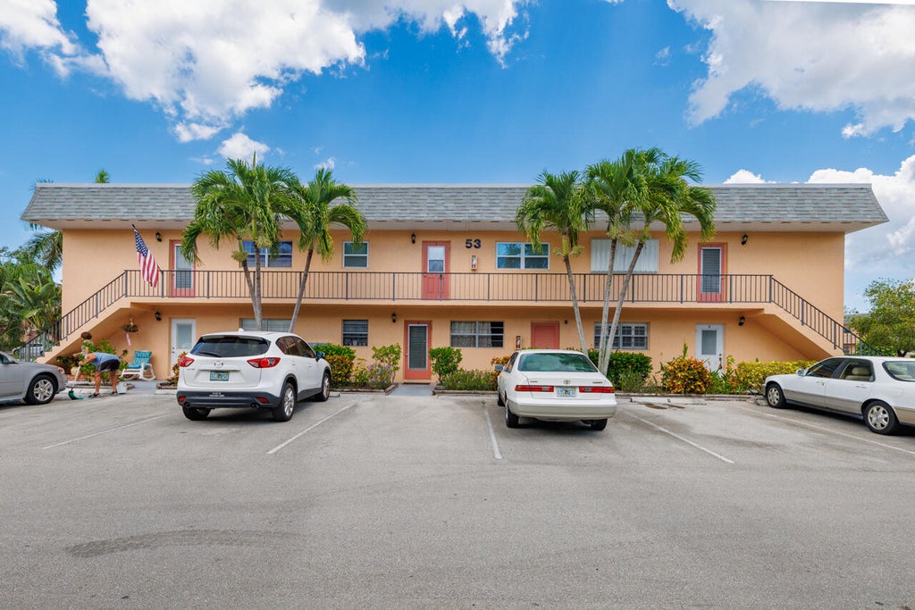 Photo of 2950 SE Ocean Boulevard #53-3, Stuart, FL 34996 (MLS # R11117417)