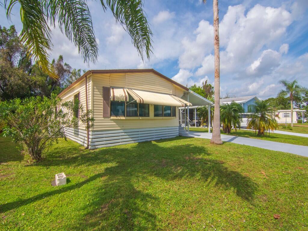 Spanish Lakes Golf Village - Residential