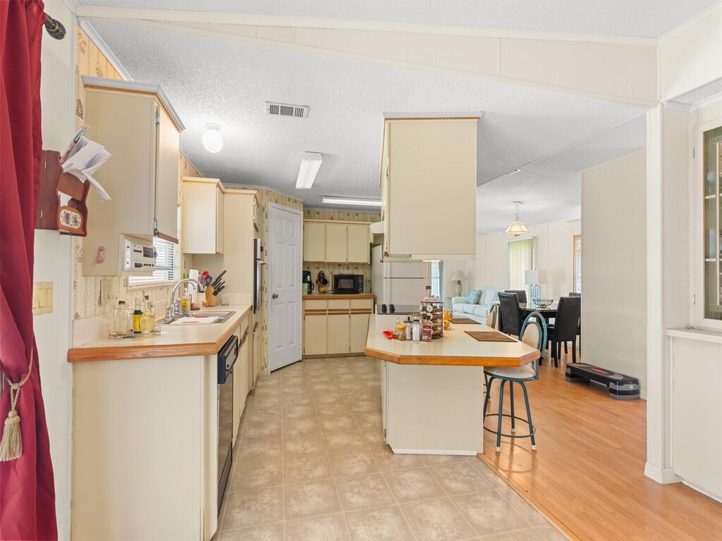 Spanish Lakes Golf Village - Residential