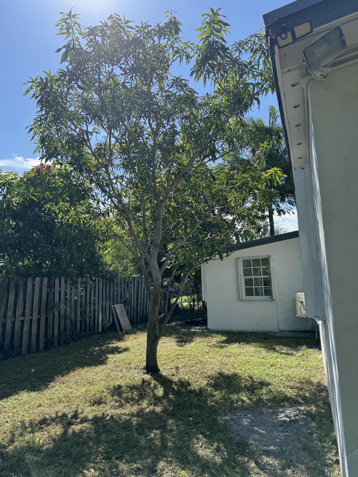 POMPANO BEACH HIGHLANDS 3RD SEC - Residential Lease