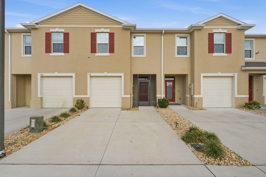 Photo of 986 Lido Drive, Howey in the Hills, FL 34737 (MLS # B26007288)