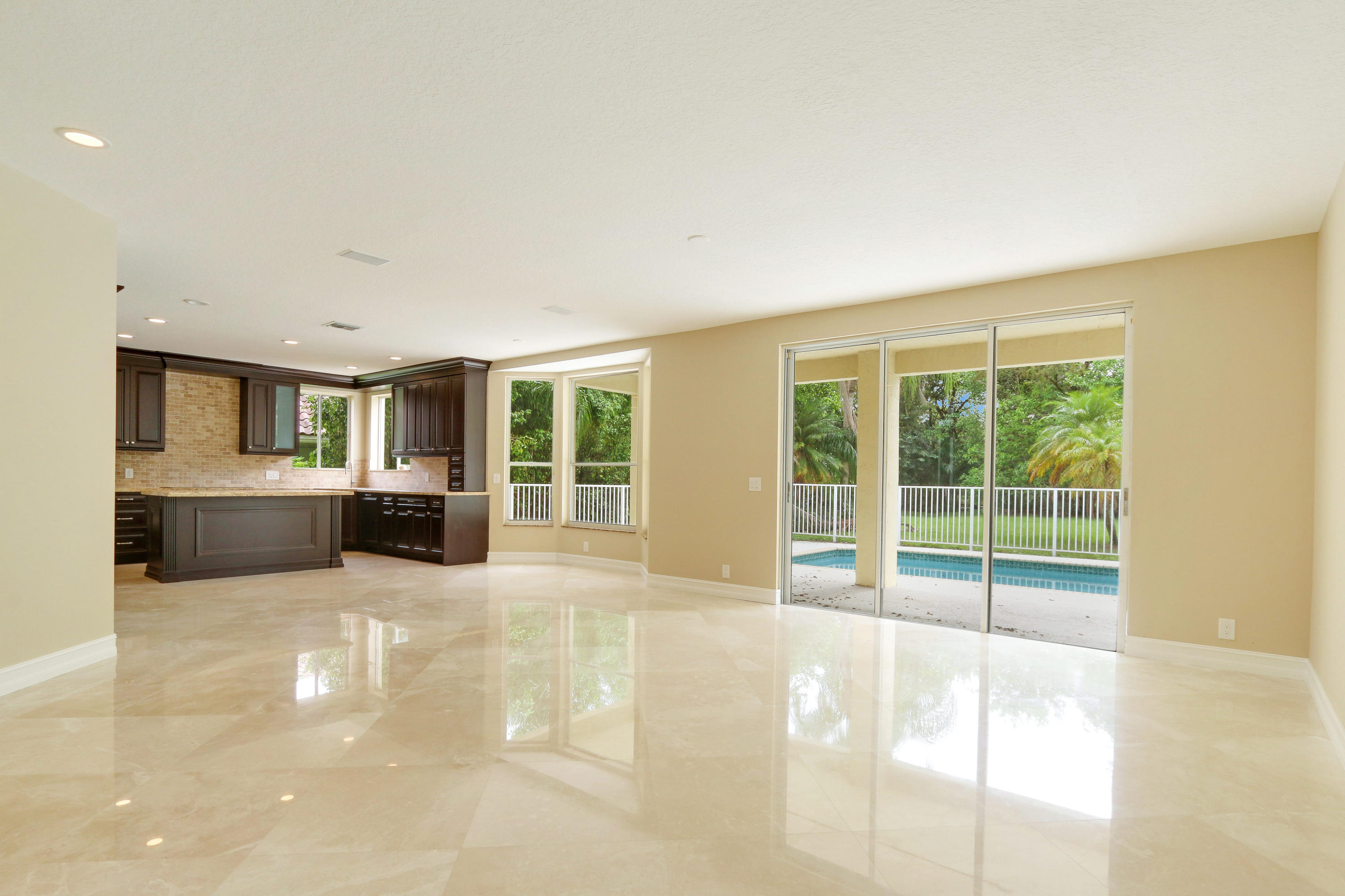 BOCA ISLES NORTH - Residential