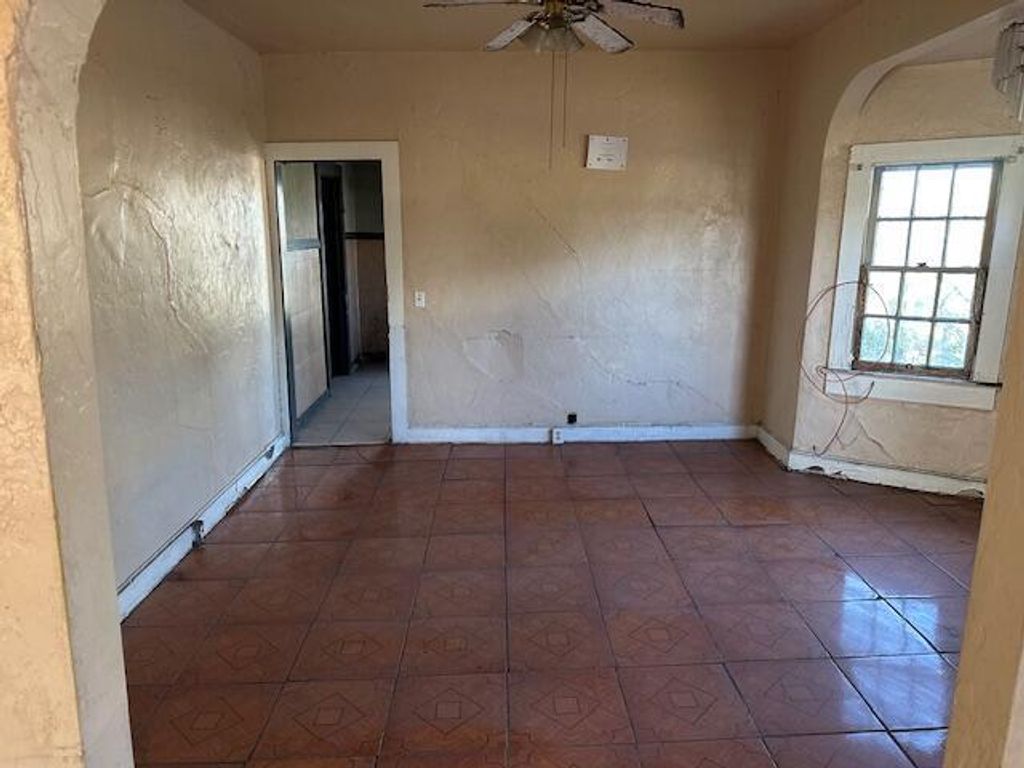 Photo of 201 SW Avenue D, Belle Glade, FL 33430 (MLS # R11066190)