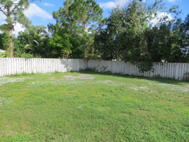 PORT ST LUCIE SECTION 14 - Residential Lease