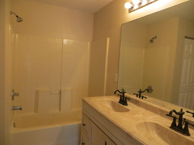 PORT ST LUCIE SECTION 14 - Residential Lease