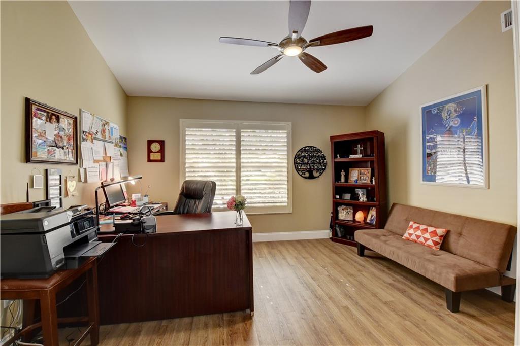 BOCA WOODS COUNTRY CLUB - Residential