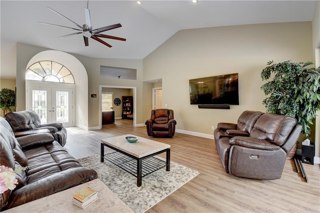 BOCA WOODS COUNTRY CLUB - Residential