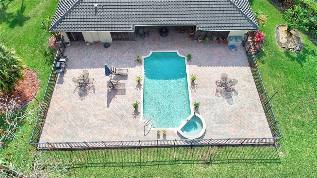 BOCA WOODS COUNTRY CLUB - Residential