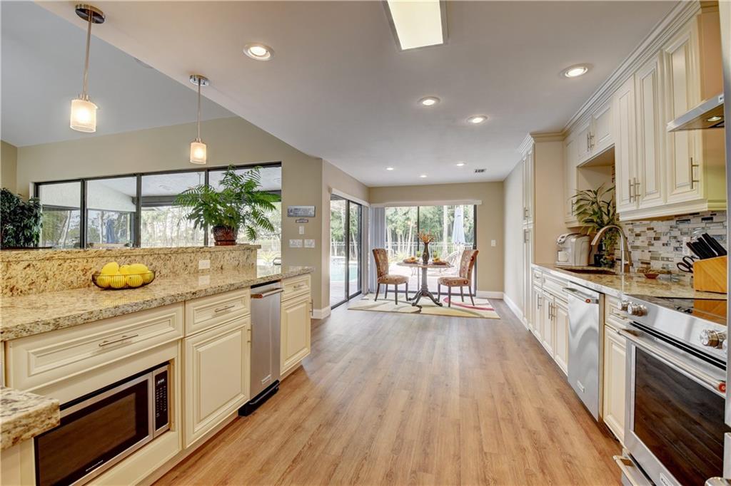 BOCA WOODS COUNTRY CLUB - Residential