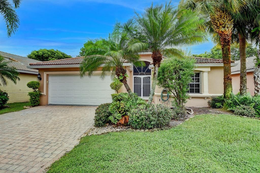 Photo of 7402 Viale Caterina, Delray Beach, FL 33446 (MLS # R10737642)
