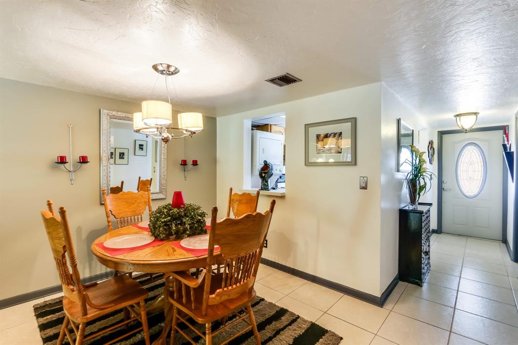 PALM BEACH NATL GOLF AND COUNTRY CLUB ESTATES 3A - Residential