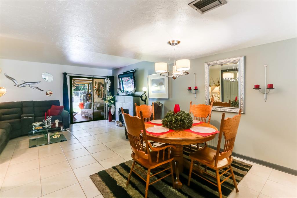 PALM BEACH NATL GOLF AND COUNTRY CLUB ESTATES 3A - Residential