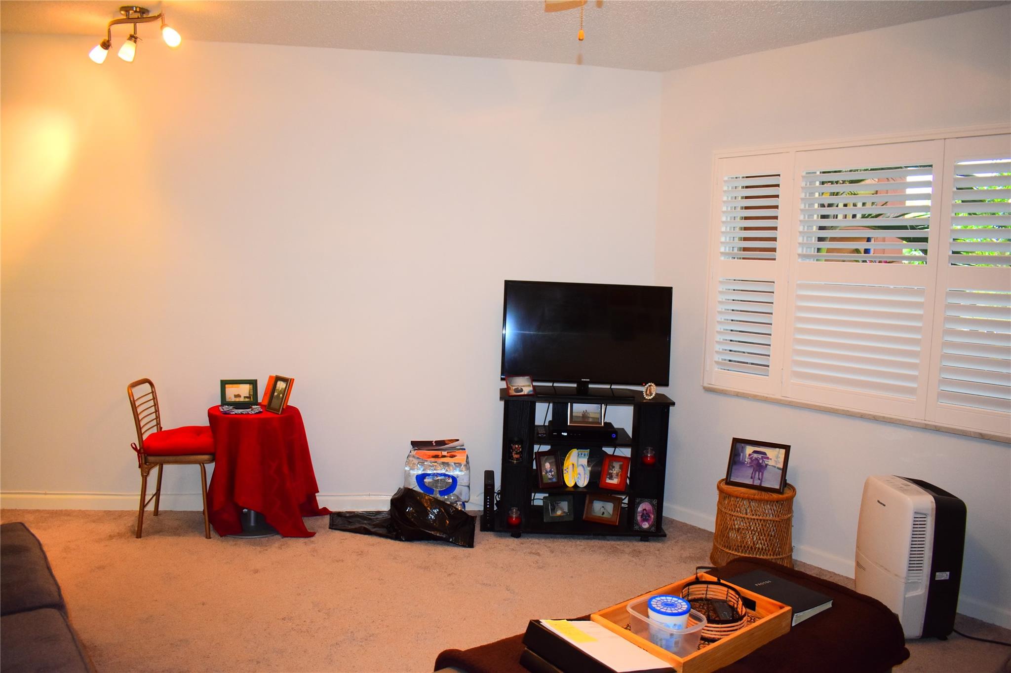 River Reach Condo I - Residential Lease