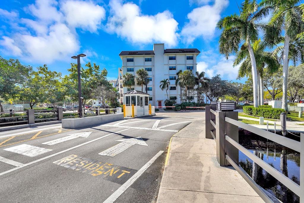 River Reach Condo I - Residential Lease