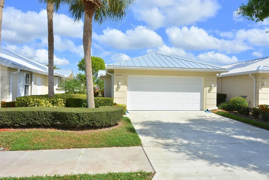 Photo of 2837 SW Ridgewood Place, Palm City, FL 34990 (MLS # R10754371)