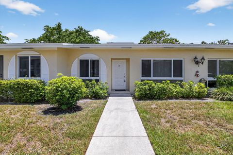 13984 Via B Delray Beach FL 33484