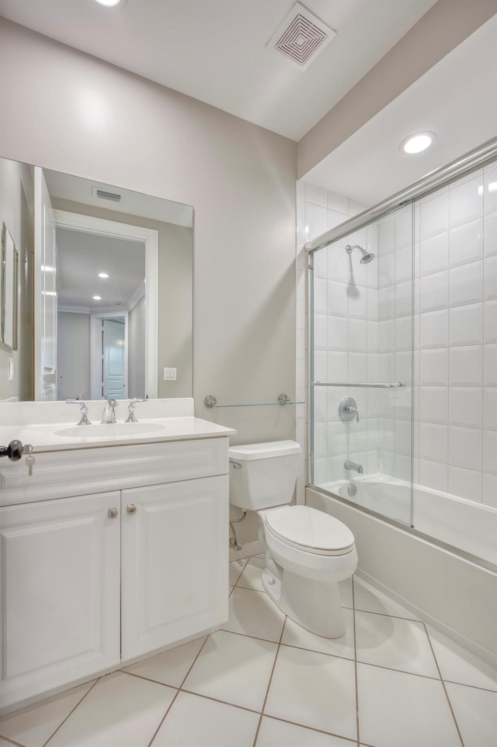 HERITAGE CLUB - Residential