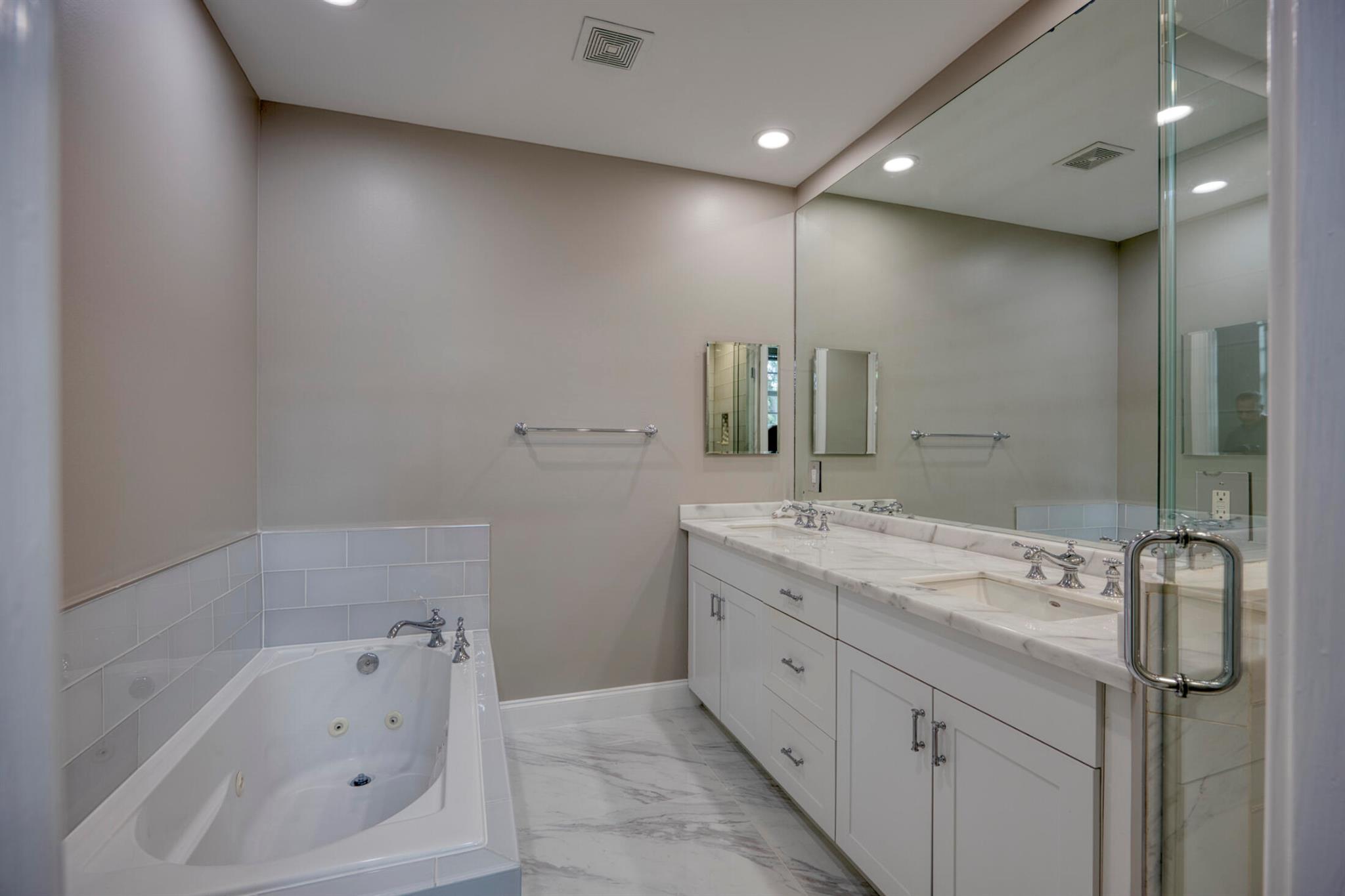 HERITAGE CLUB - Residential