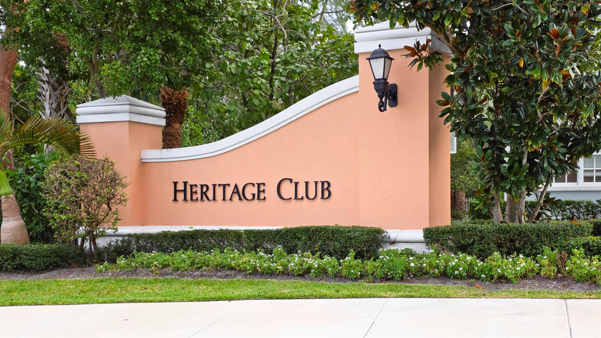 HERITAGE CLUB - Residential