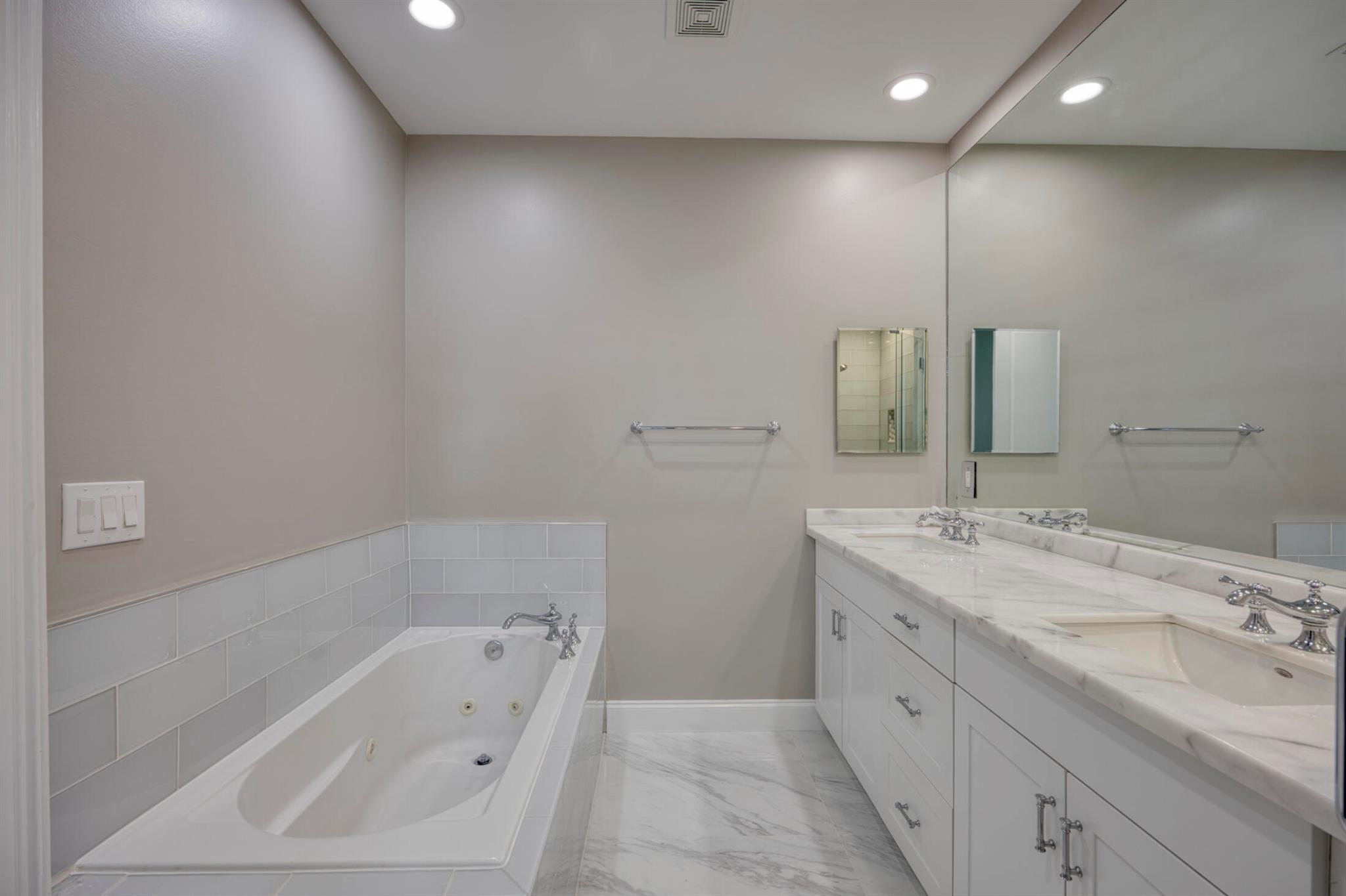 HERITAGE CLUB - Residential