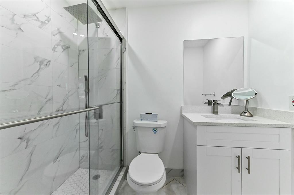 KINGS POINT BURGUNDY CONDOS - Residential