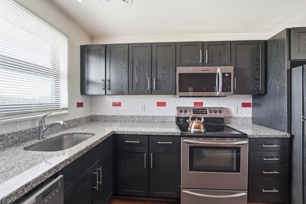 Photo of 4760 Lucerne Lakes Boulevard W #403, Lake Worth, FL 33467 (MLS # B26044796)