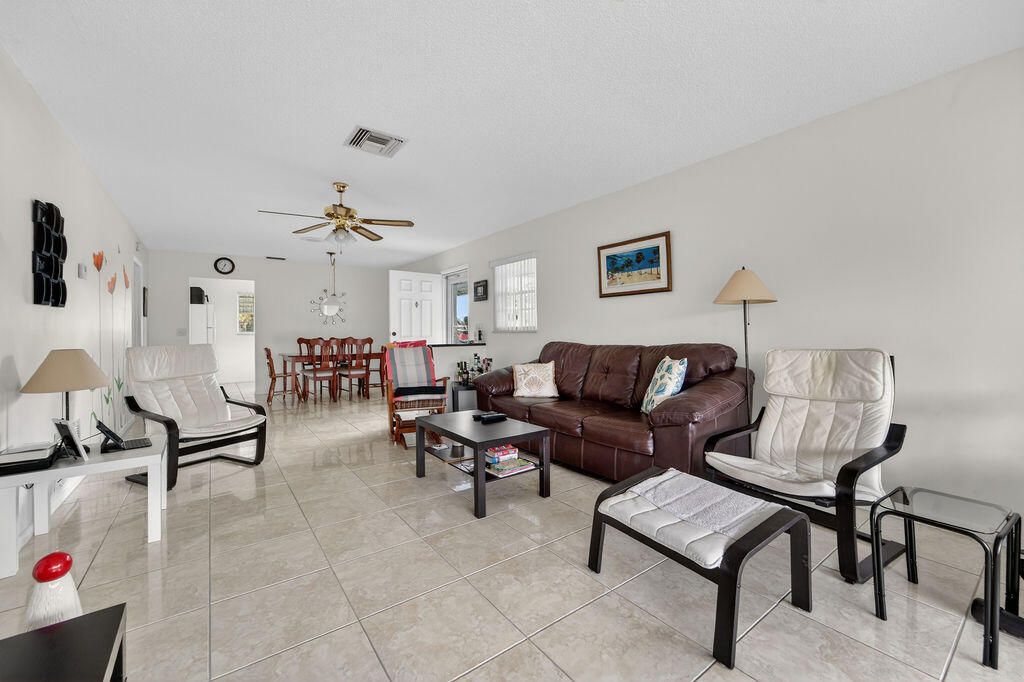 Photo of 622 Hummingbird Lane, Delray Beach, FL 33445 (MLS # B26003070)