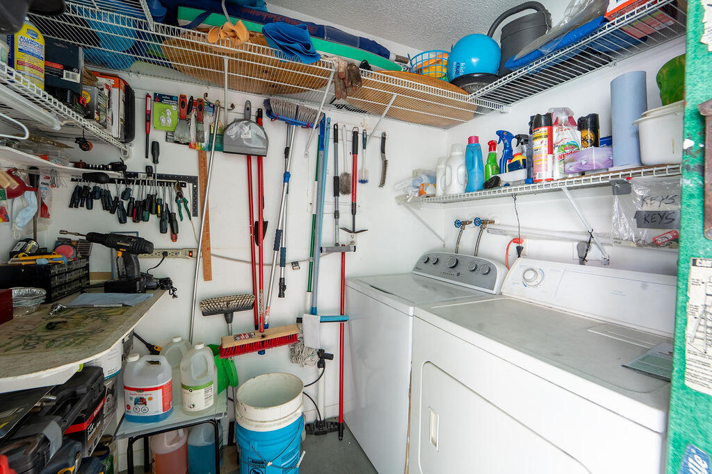 COUNTRY MANORS CONDO - Residential