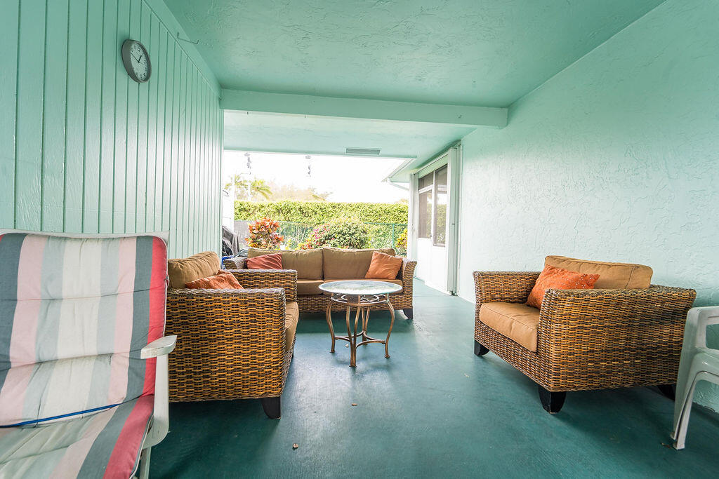 COUNTRY MANORS CONDO - Residential