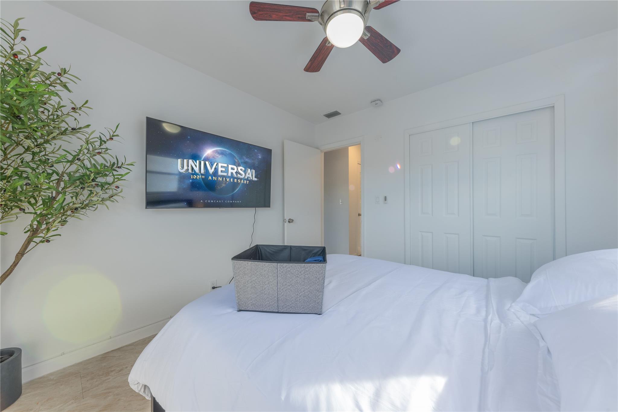 210 -216 NE 40th St