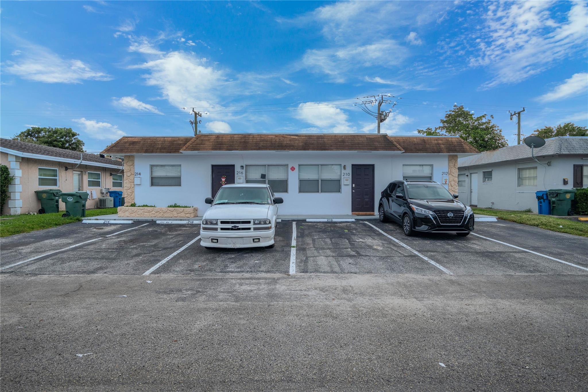 Welcome to a beautifully renovated fourplex located in a high-demand rental area just minutes from Wilton Manors, Downtown Fort Lauderdale, and the beaches. This turn-key income-producing property features four fully updated units, each designed with modern finishes and tenant appeal in mind.
All units have been recently renovated with brand-new kitchens, updated bathrooms, new flooring, fresh interior and exterior paint, and updated electrical and plumbing systems. The property includes ample parking, separate utility meters, and a shared outdoor space, perfect for tenants to enjoy South Florida living.
With strong rental demand in the area and no major capital improvements needed, this is a perfect opportunity for investors seeking immediate cash flow and long-term appreciation.