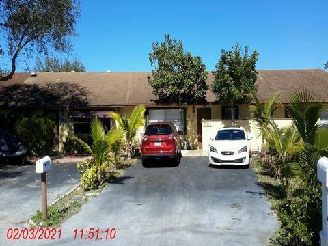 581 NW 46th St 581 Deerfield Beach FL 33064