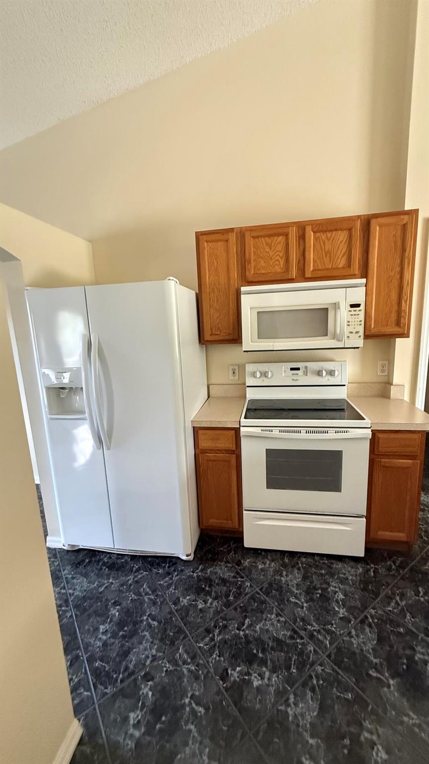 PORT ST LUCIE SECTION 47 - Residential Lease