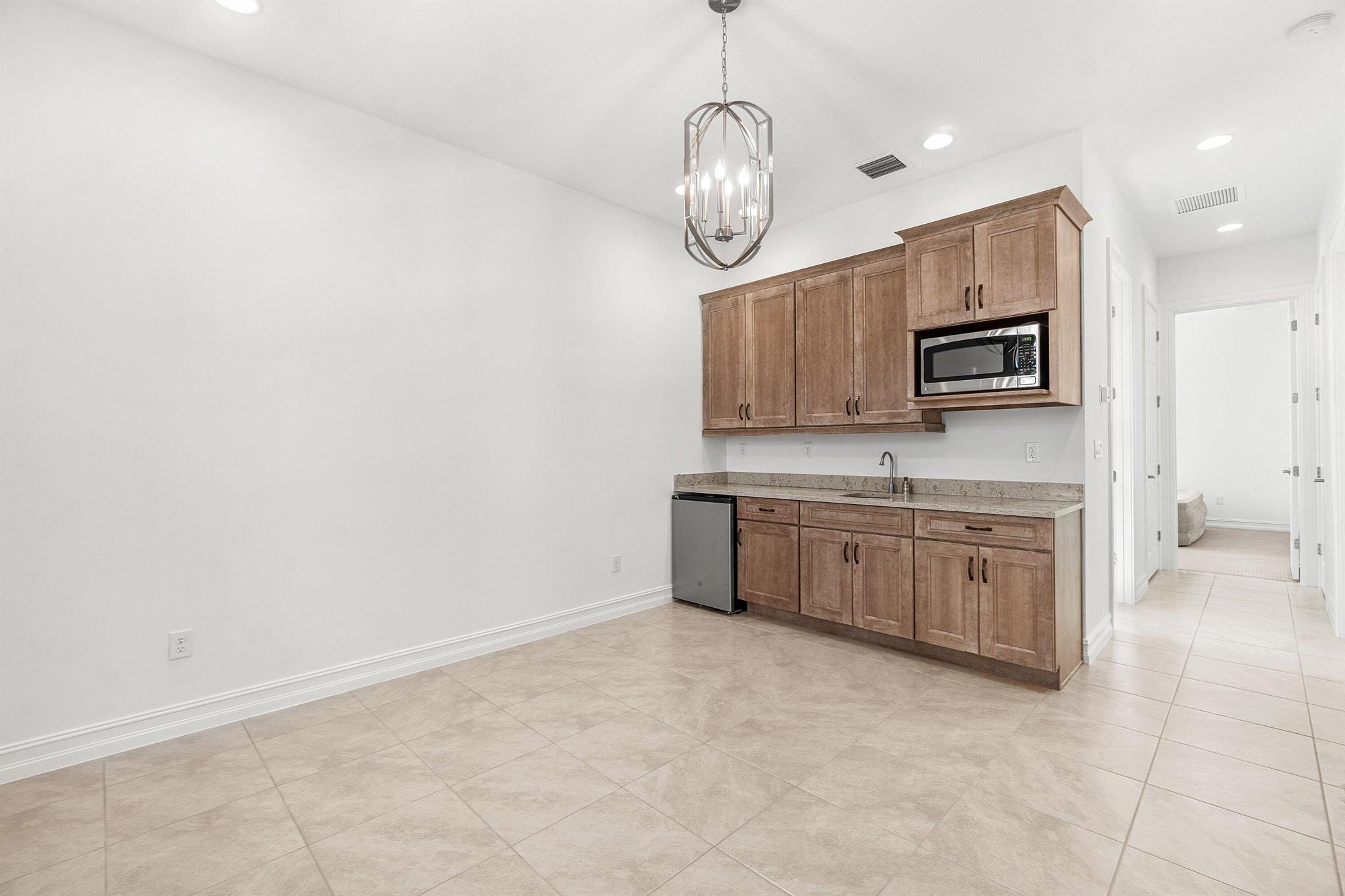 PARKLAND ROYALE - Residential