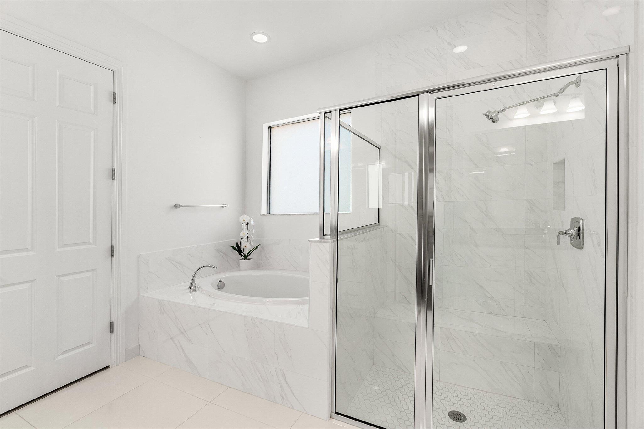 PARKLAND ROYALE - Residential