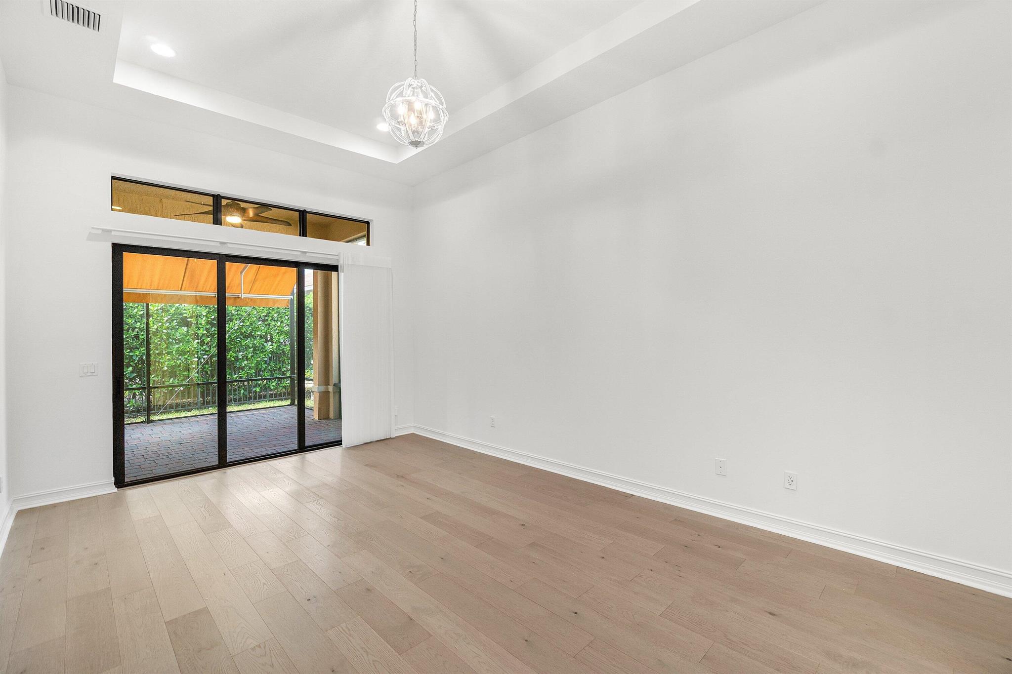 PARKLAND ROYALE - Residential