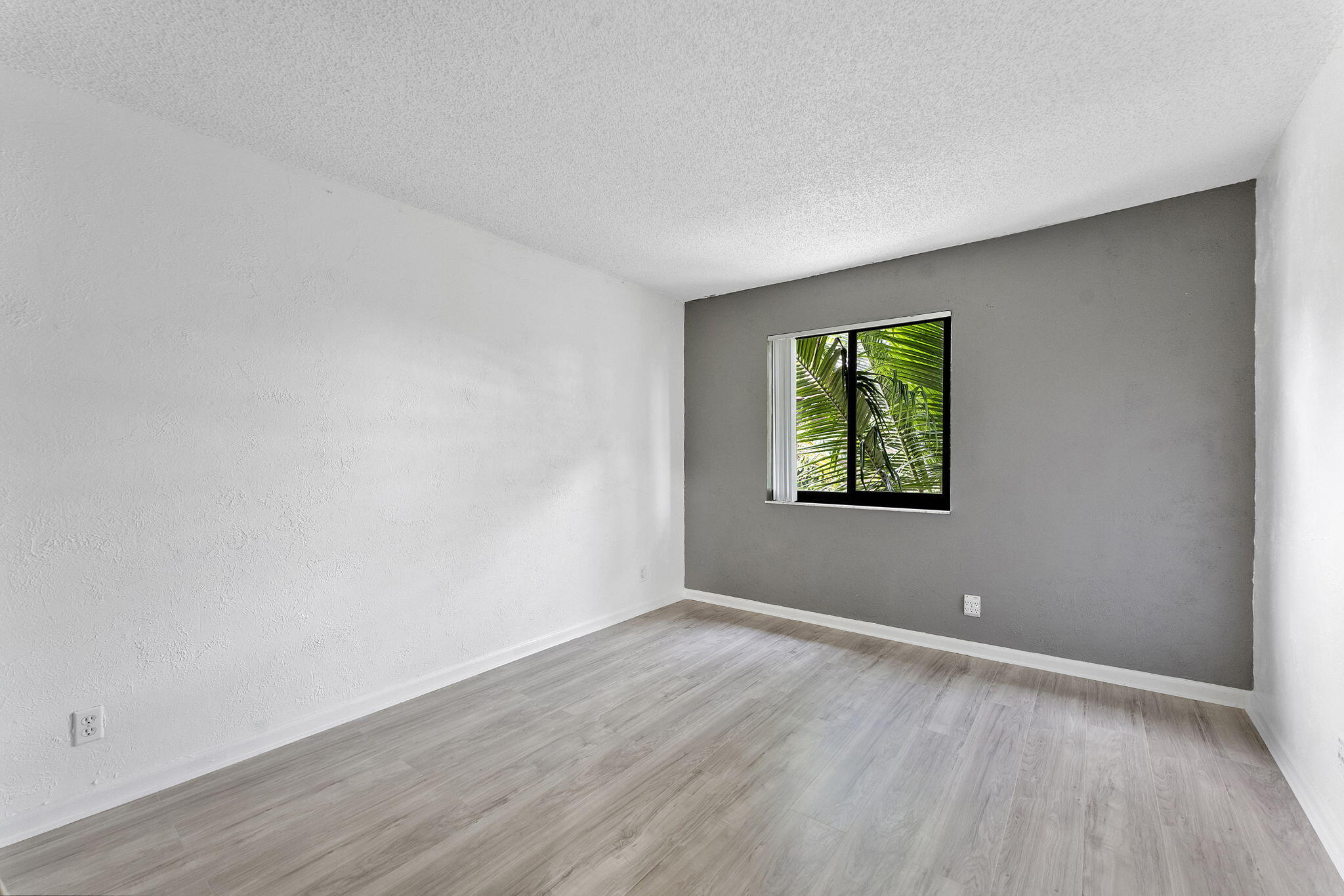 KIRKWOOD TOWNHOMES AS - Residential