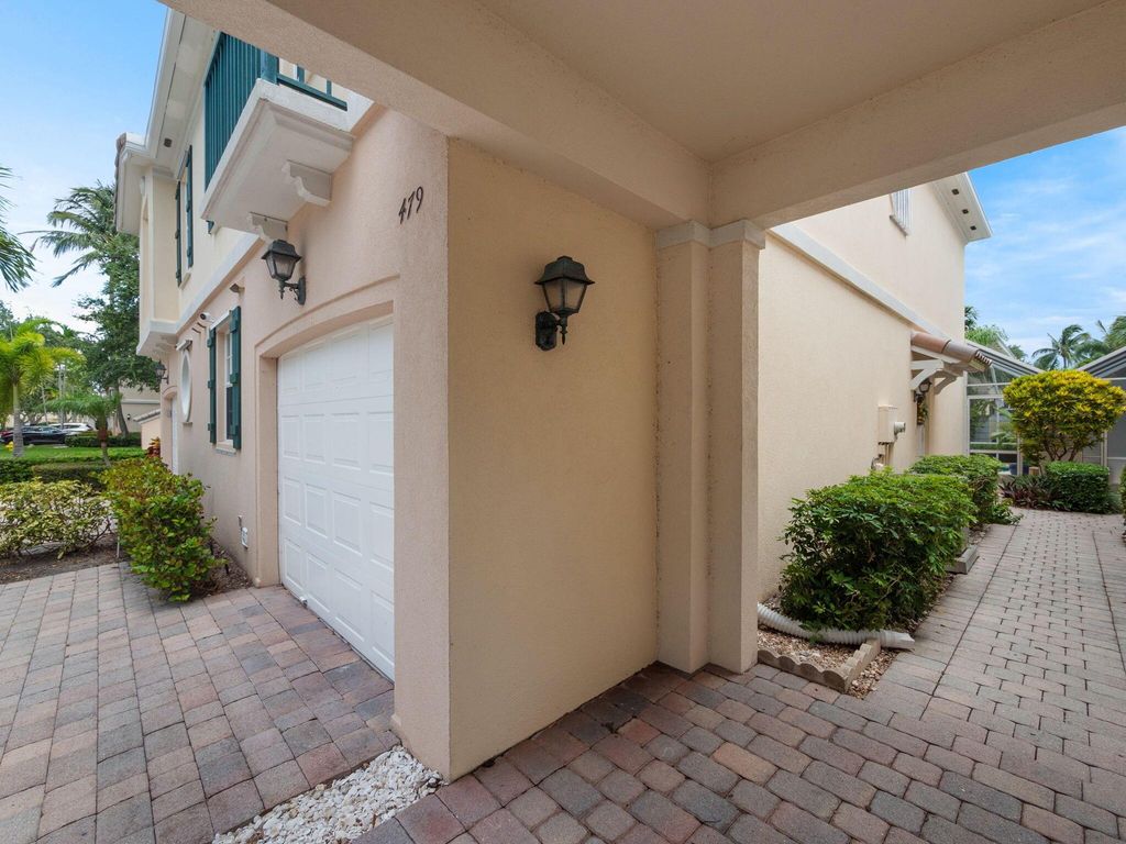Photo of 479 Capistrano Drive #479, Palm Beach Gardens, FL 33410 (MLS # R10997835)