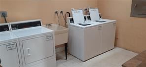 CARRIAGE HILLS - Residential