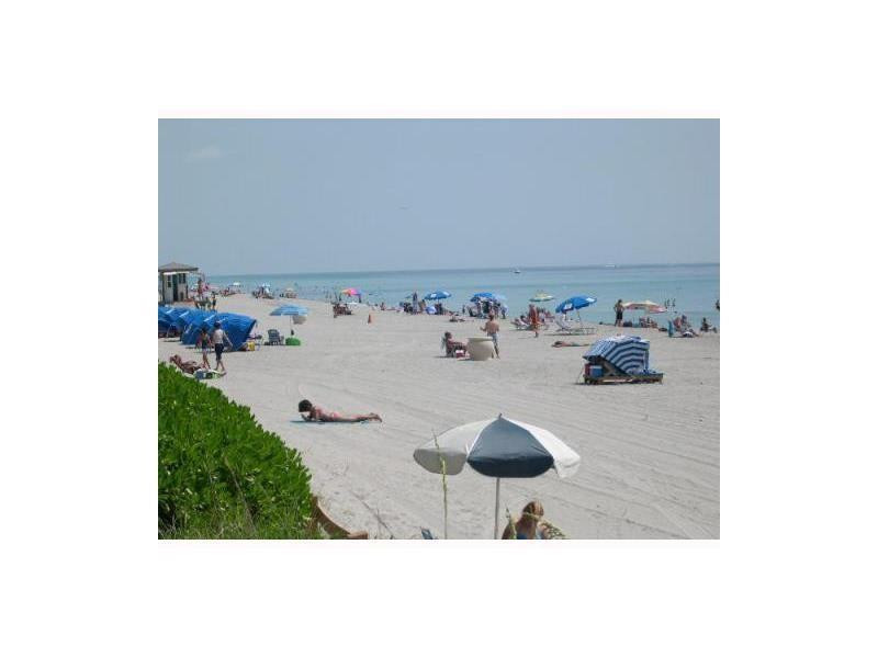 Crystal Court Manor Condo - Residential