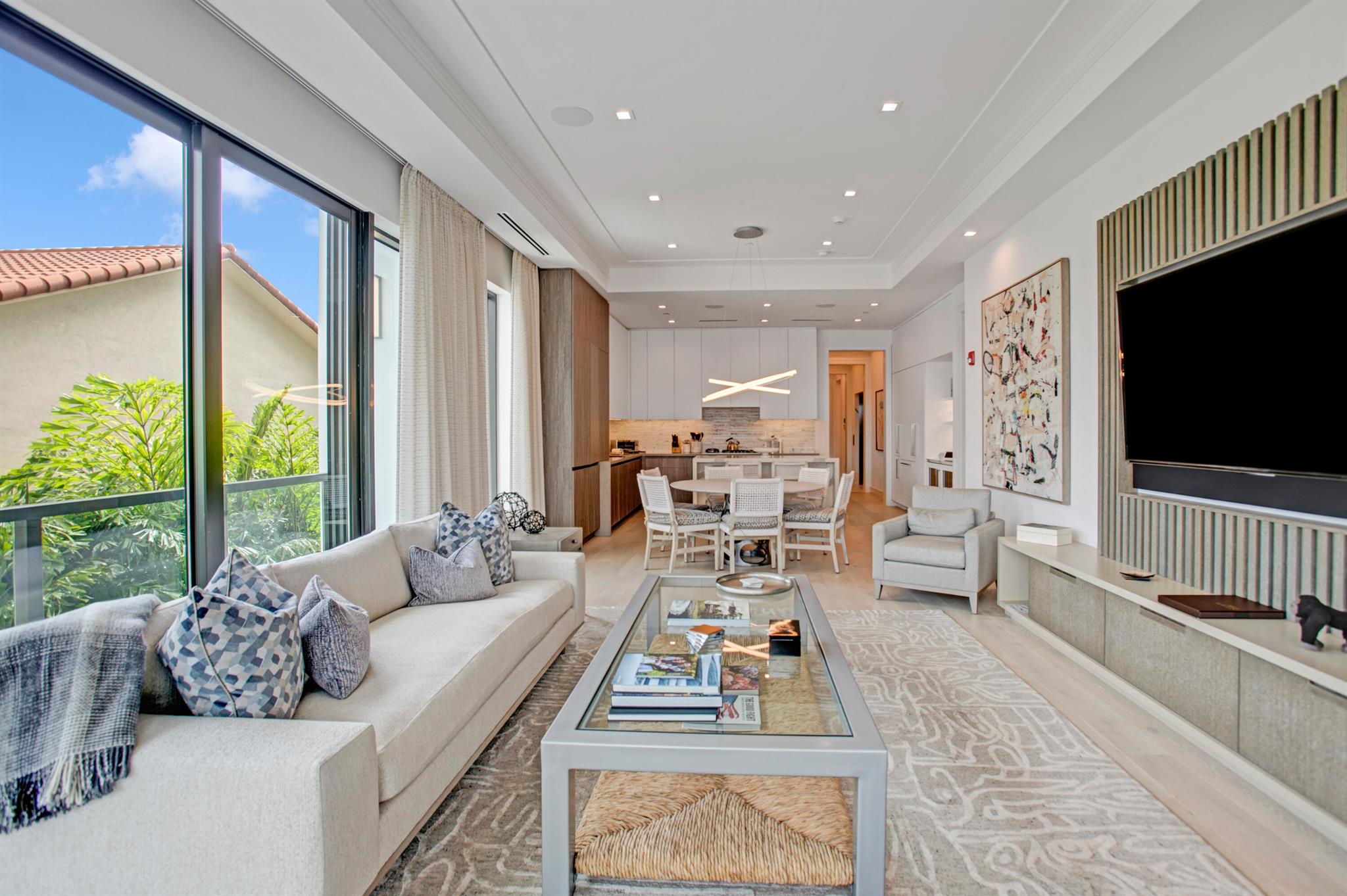 COVE 4 CONDO - Residential