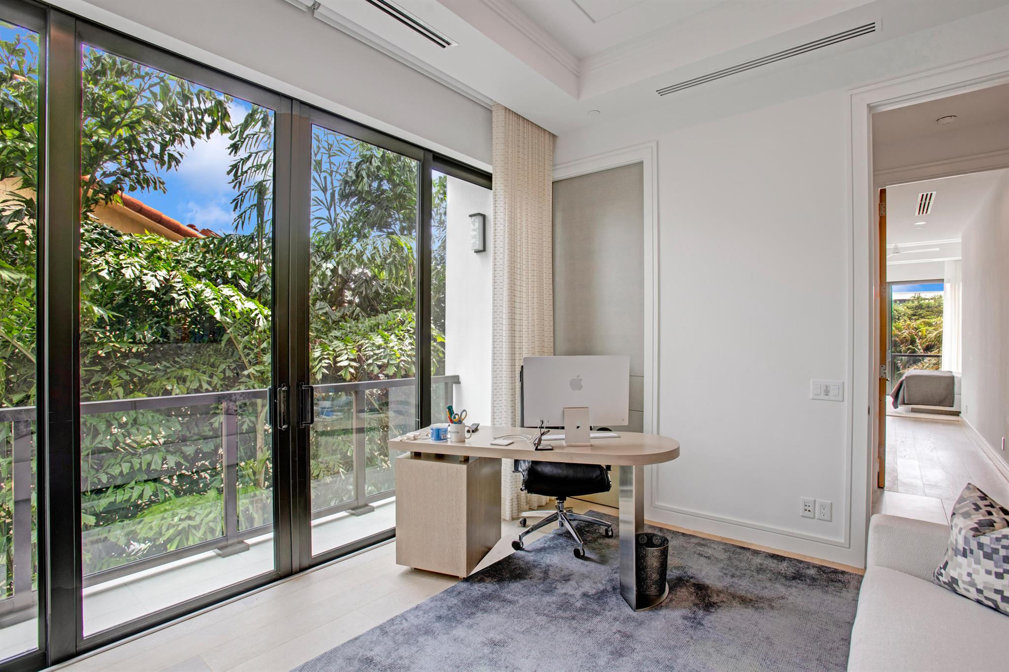 COVE 4 CONDO - Residential