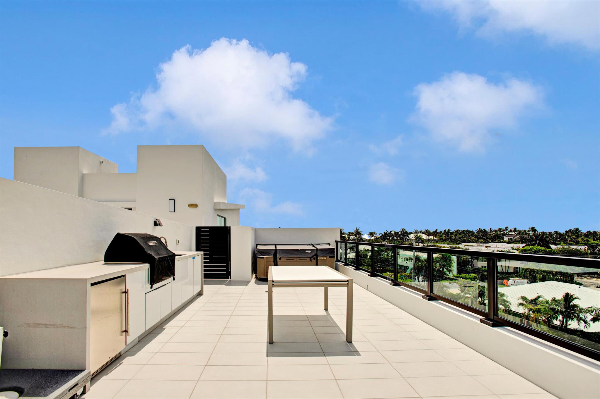 COVE 4 CONDO - Residential