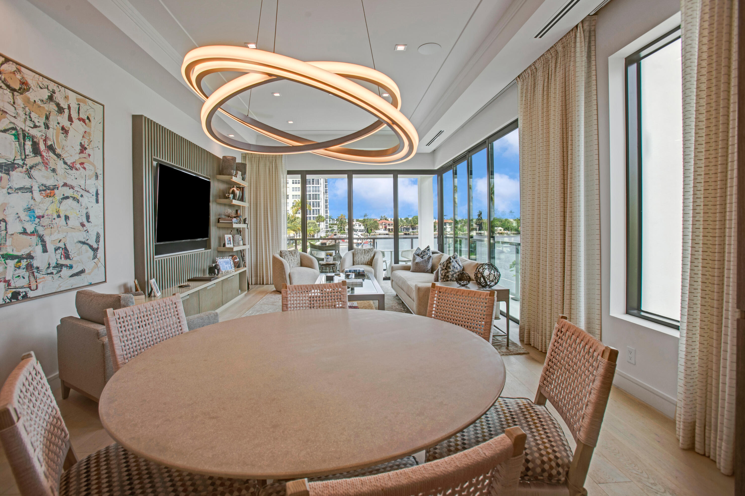 COVE 4 CONDO - Residential