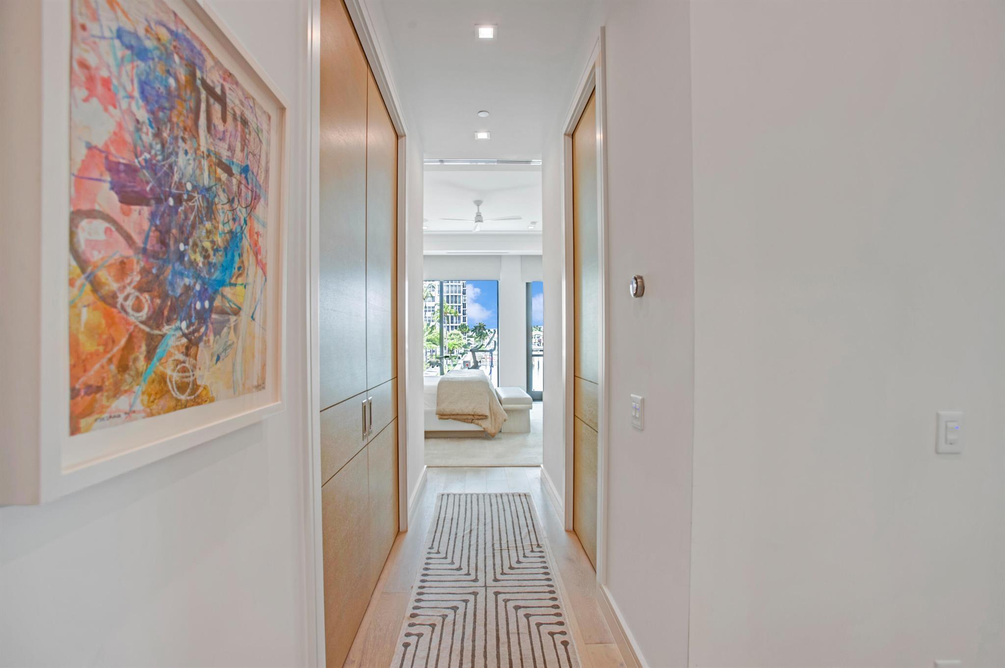 COVE 4 CONDO - Residential