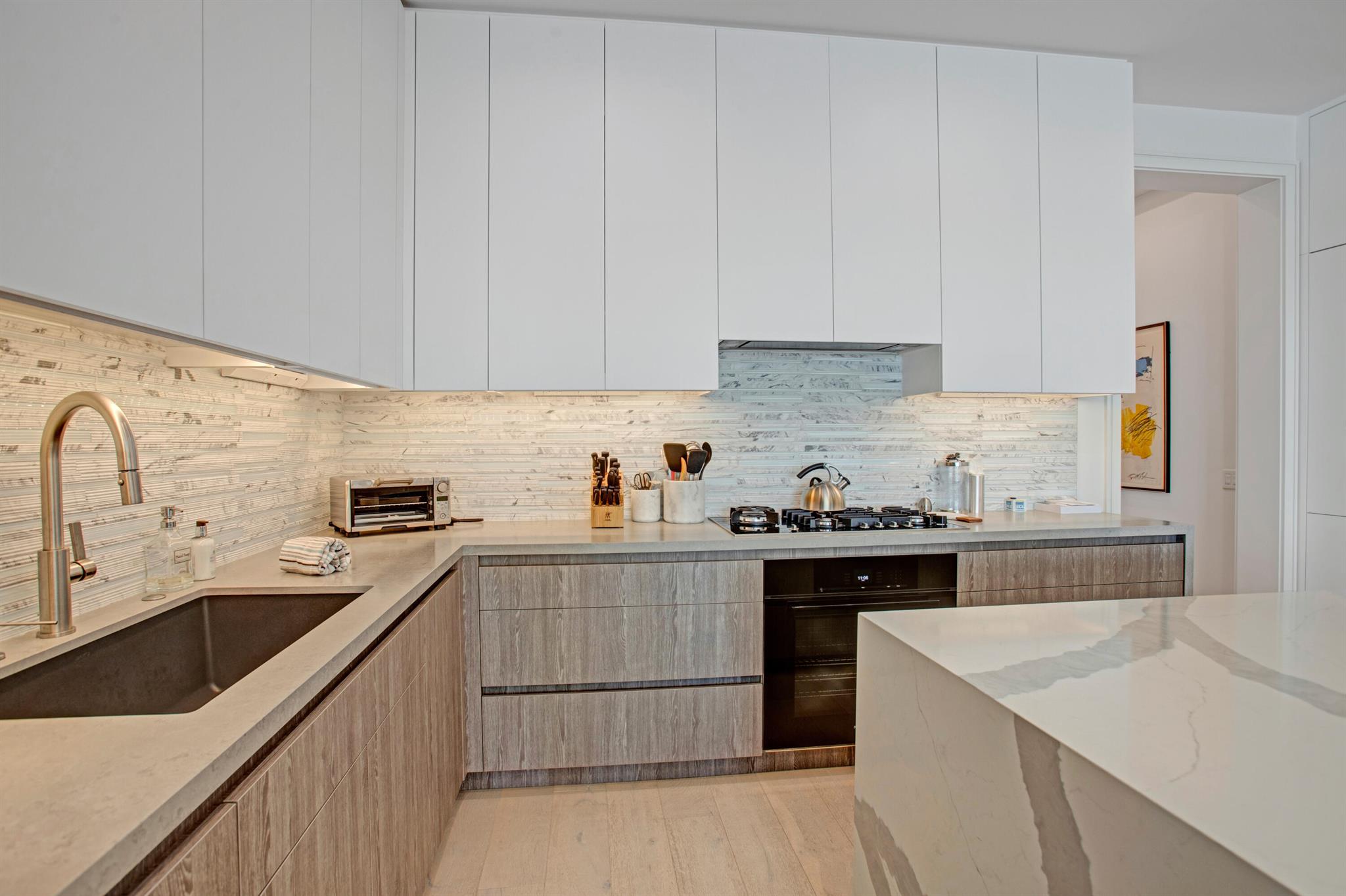 COVE 4 CONDO - Residential