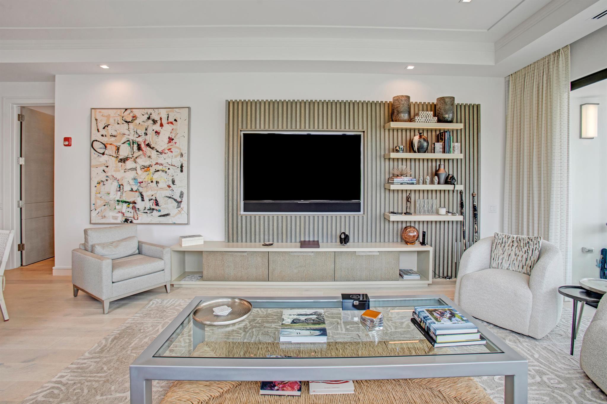 COVE 4 CONDO - Residential